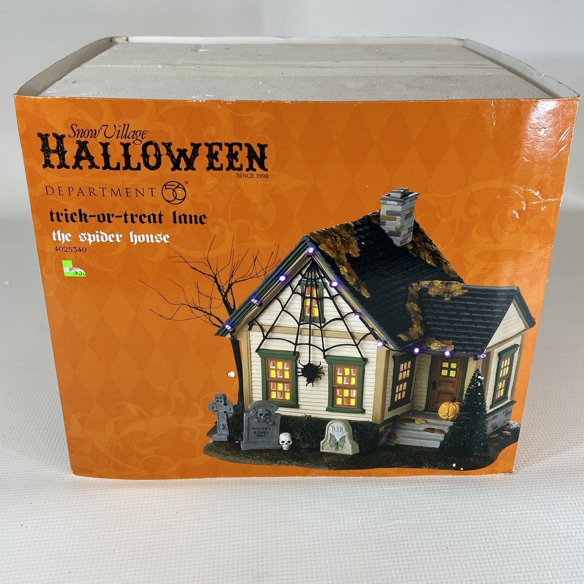 Department 56 Halloween TRICK OR TREAT LANE 