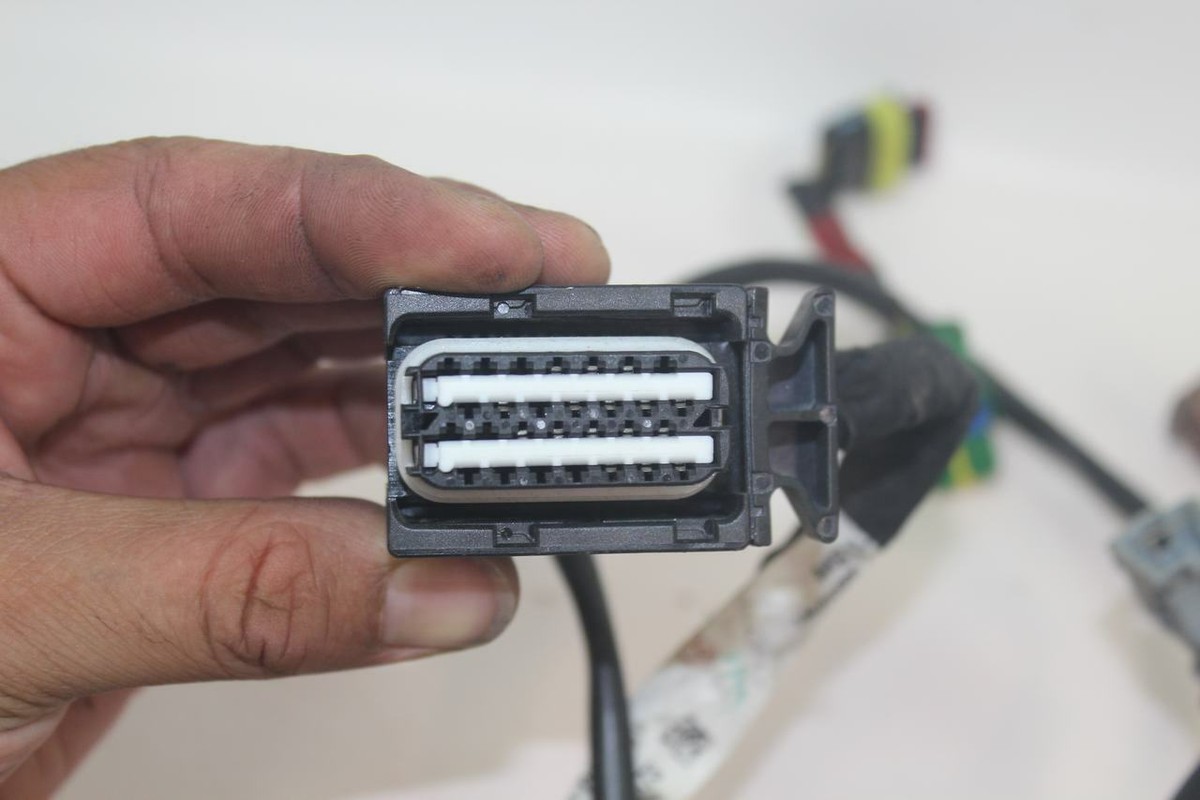 Aprilia Tuono 1100 Factory 16 Main Wiring Harness Loom Wire Relays