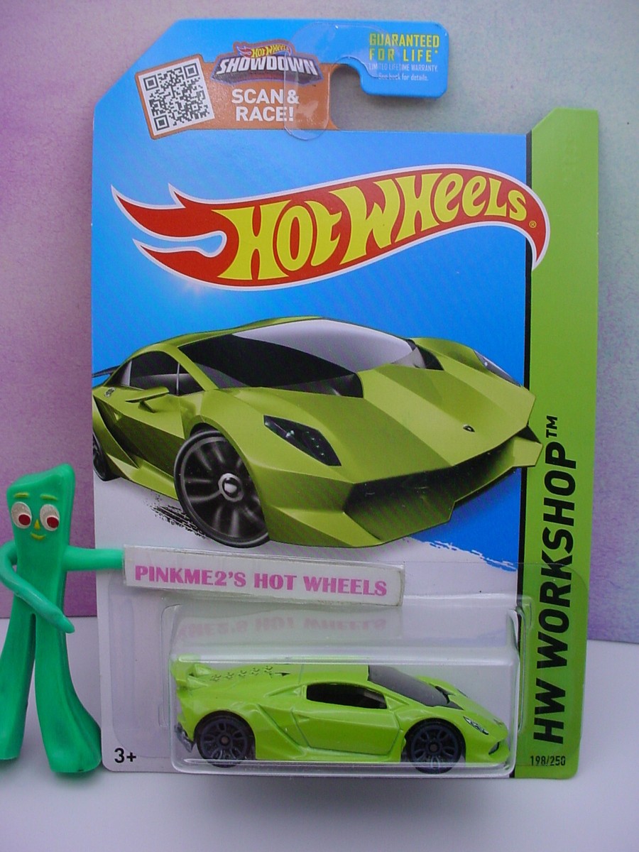 2015 Hot Wheels LAMBORGHINI SESTO ELEMENTO #198 Sublime green