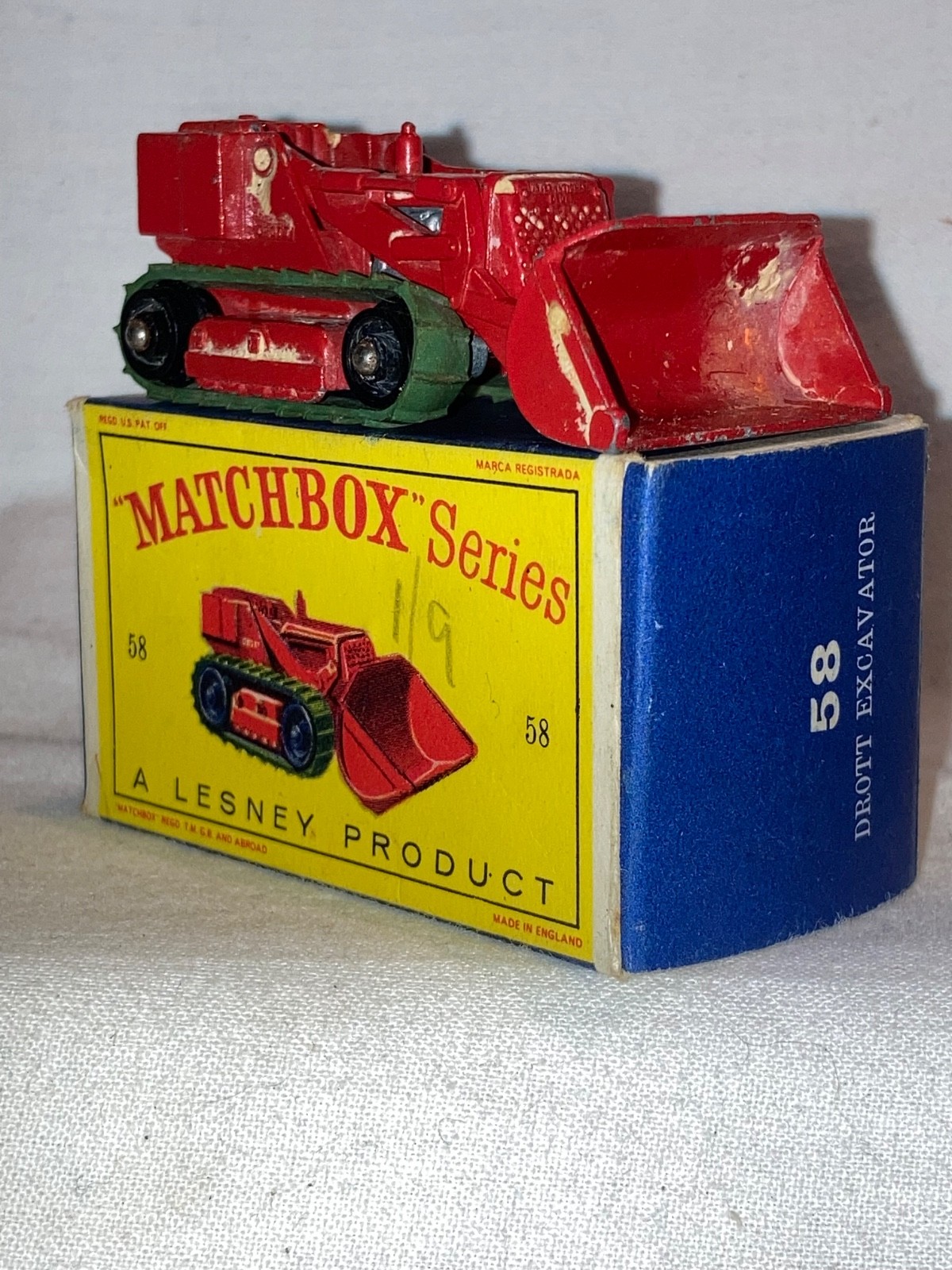 Matchbox 58b, Drott Excavator - Free Price Guide & Review