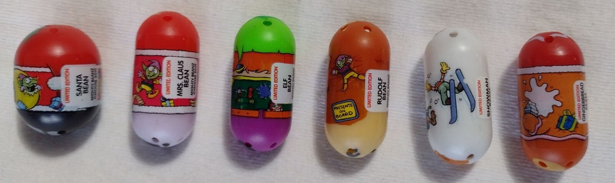 RARE LIMITED EDITION 6 MIGHTY MOOSE BEANZ CHRISTMAS BEAN SET SANTA