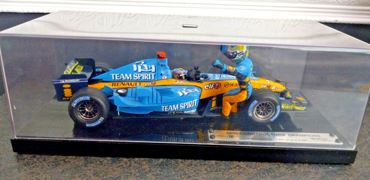 RENAULT R25 F1 1:18 HOT WHEELS 2005 Constructors' Champion