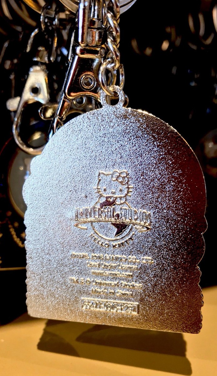 Universal Studios Exclusive Hello Kitty E.T. The Extra Terrestrial