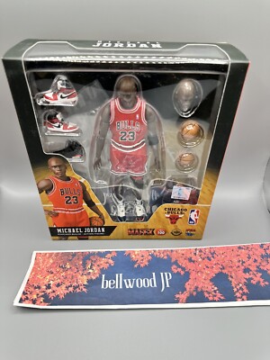 MAFEX No.100 Michael Jordan Chicago Bulls Figure NEW | eBay