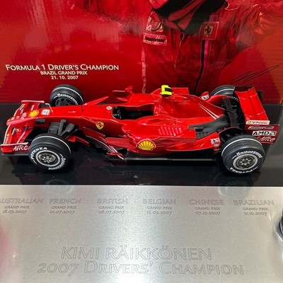 Hot Wheels Racing Kimi Räikkönen Ferrari F2007 1/18 F1 Champion