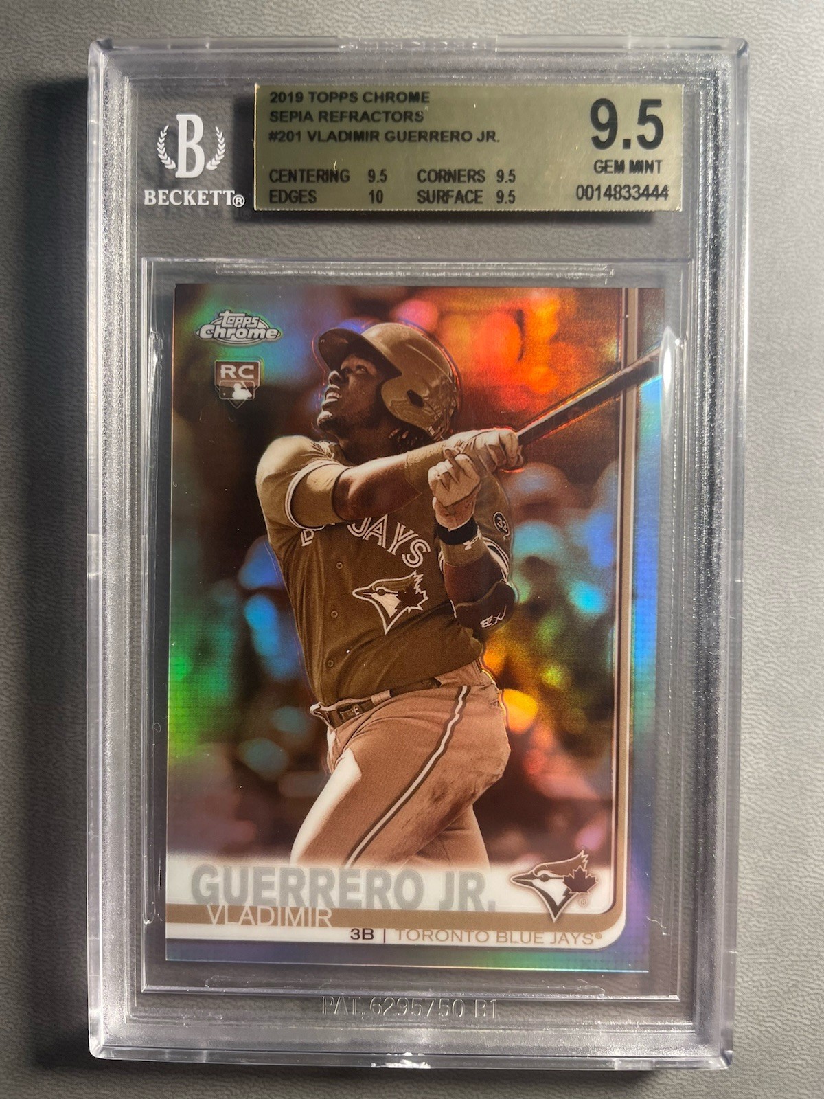 Vladimir Guerrero Jr. 2019 Topps Chrome #201 Refractor Price Guide