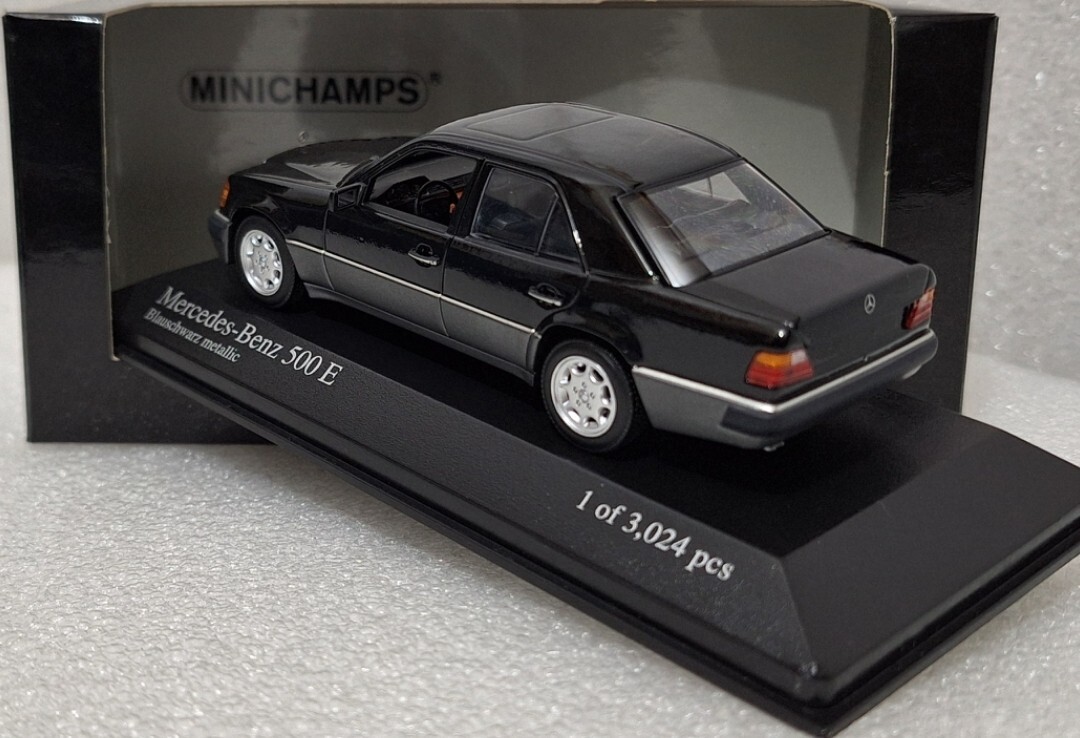 Mercedes-Benz E-Class 500 E W124 1990 Black 1:43 Minichamps