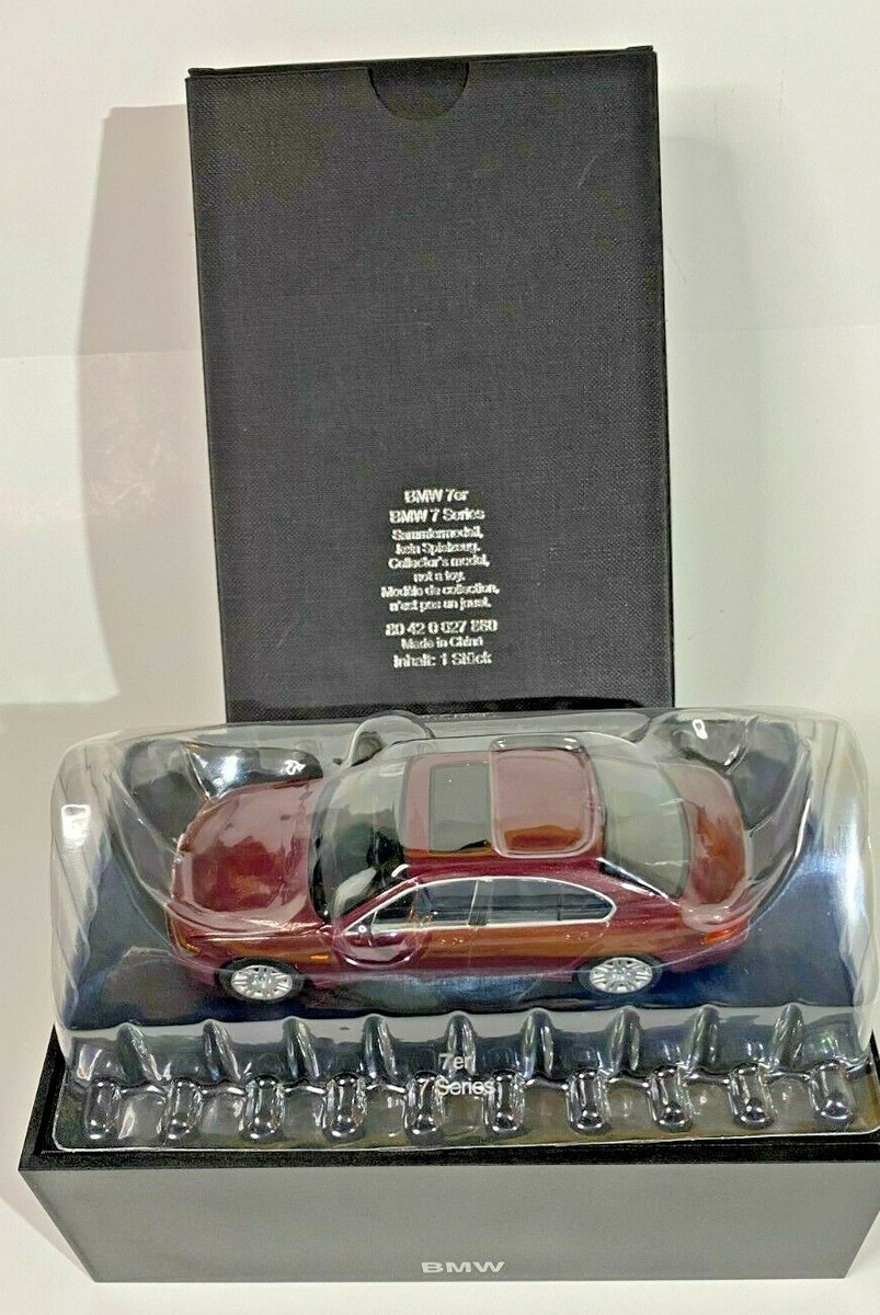 New Old Stock BMW 7 Series 2001-08 ( E65/66) 1:43 Scale Diecast