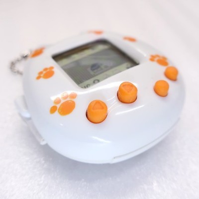 Neko Unjyatta White Cat Kitty Tamagotchi Takara 1997 Virtual Pet
