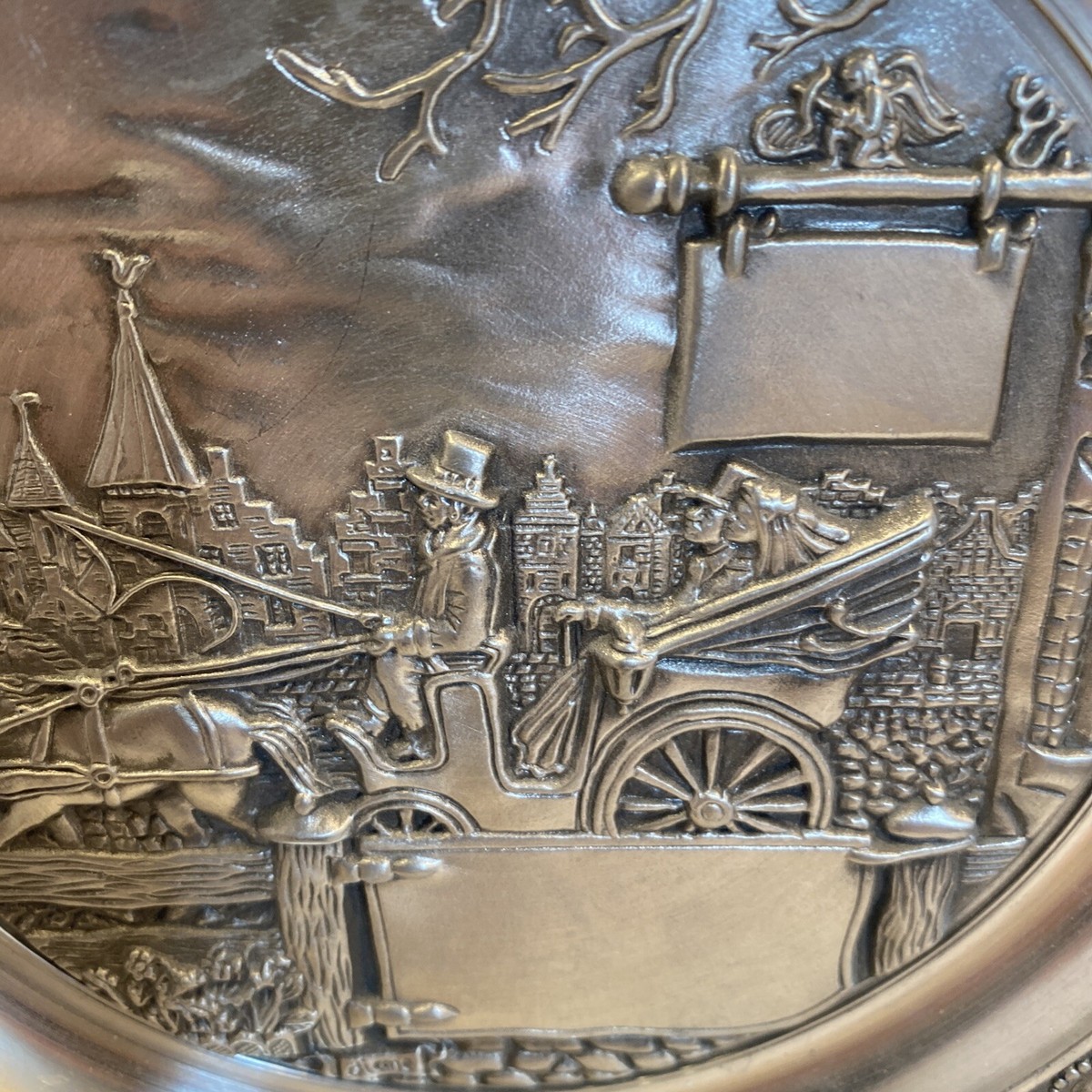 Collectible Tin-Etain 97% E.PU. 211 Europe Wall Plate/ Decorative