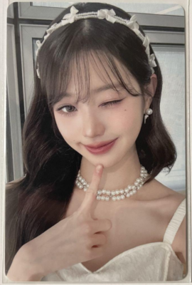 IVE SWITCH ALIVE OSAKA 8/16 OFFLINE EVENT Benefits Photocard photo