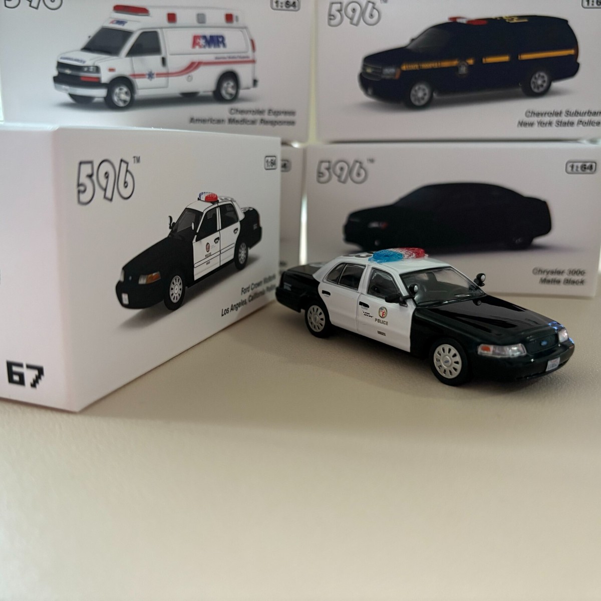 596 Model 1:64 Ford CV CROWN VICTORIA LAPD Police Model Diecast