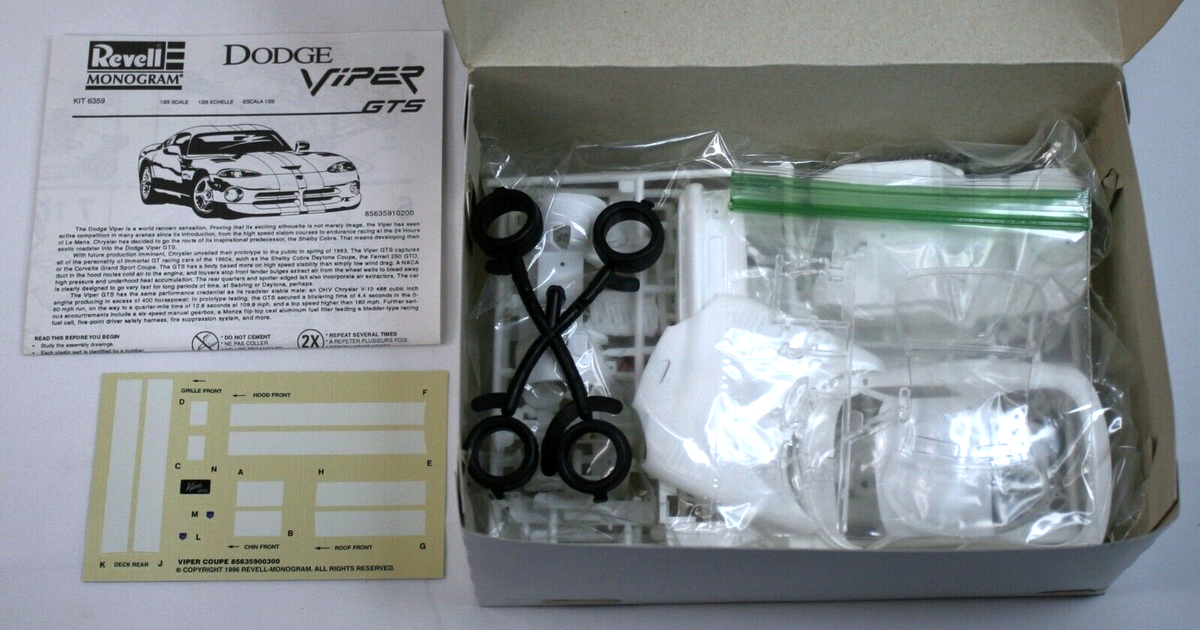 1998 Revell 1:25 Dodge Viper GTS Model Kit #85-6359 | eBay