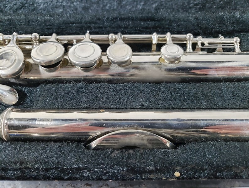 Yamaha YFL-225NII Flute with Case. Japan. Very Good condition. | eBay