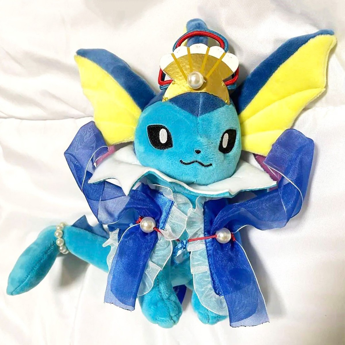 Pokémon Center Original Oceanic Operetta Vaporeon Showers Plush