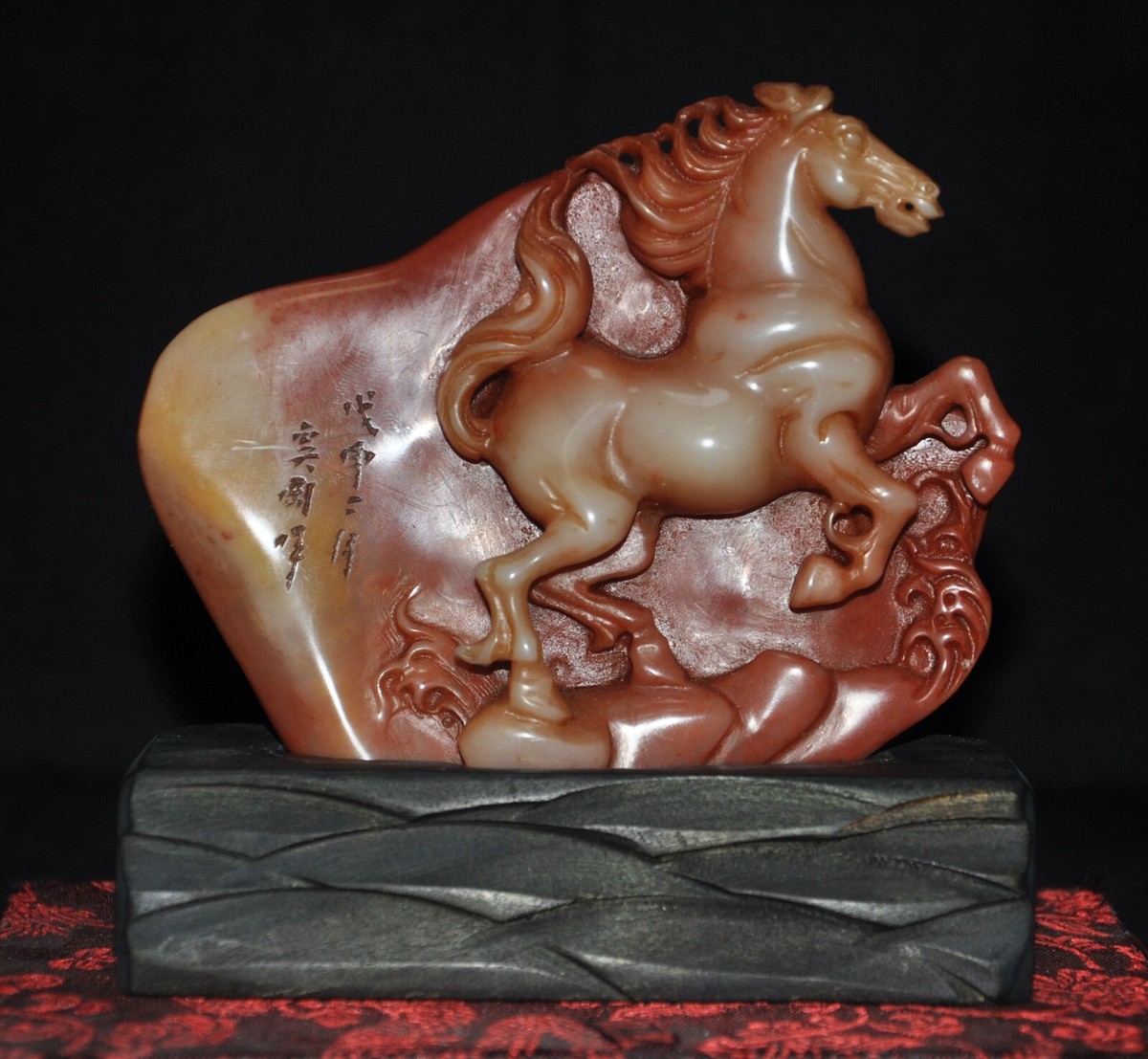 中国古美術 寿山石高山石 龍馬精神 巧色鏤空 重器 細密彫 手彫り 在銘