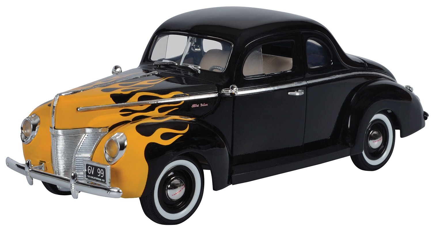 1940 FORD DELUXE BLACK/YELLOW FLAMES TIMELESS CLASSICS 1:18 BY