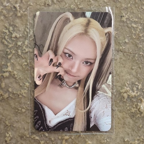 BABYMONSTER - Chiquita 1st Mini Album BABYMONS7ER Ktown4u Lucky