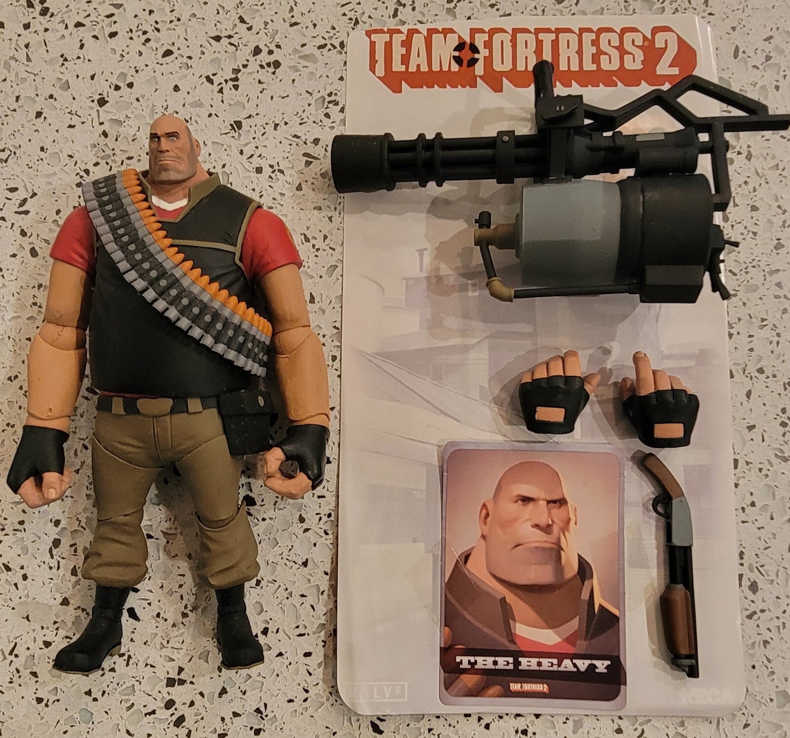 NECA Team Fortress 2: The Heavy Weapons Guy RED (Complete with
