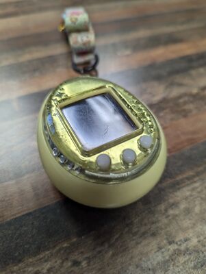 Tamagotchi iD L Version Yellow Color Bandai Limited iDL 2011 Pet