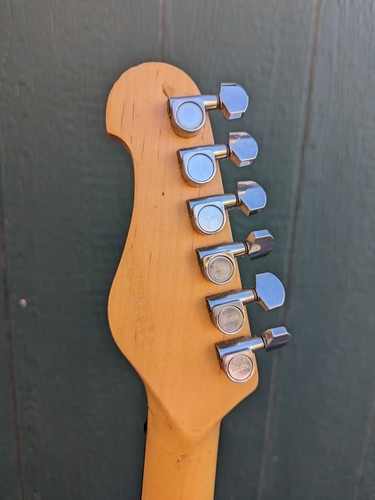 Yamaha Se203 Black/Cream White Strat Style Electric Guitar