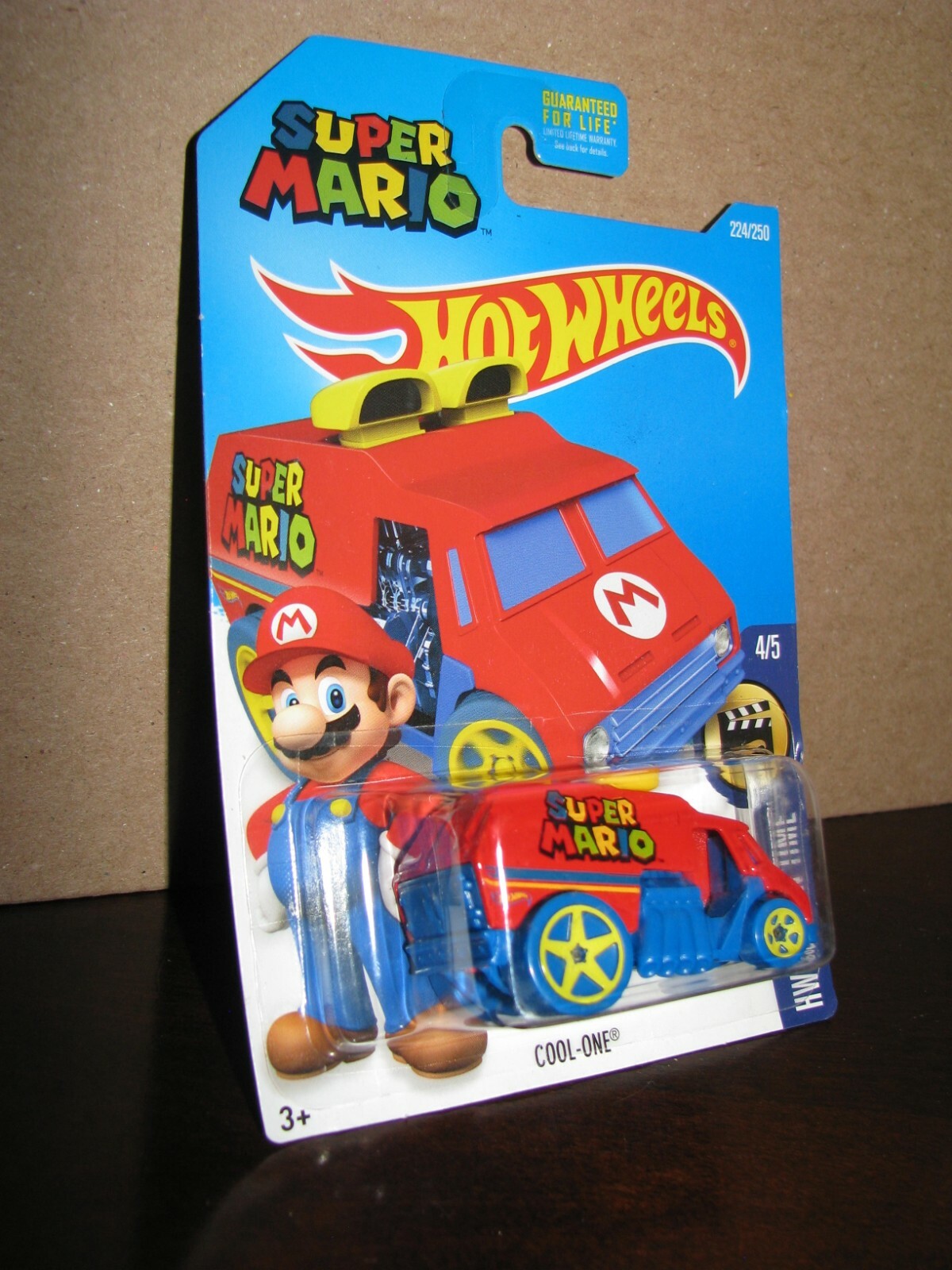 Hot Wheels 2016 #224 Screen Time #4 COOL ONE Super Mario Nintendo
