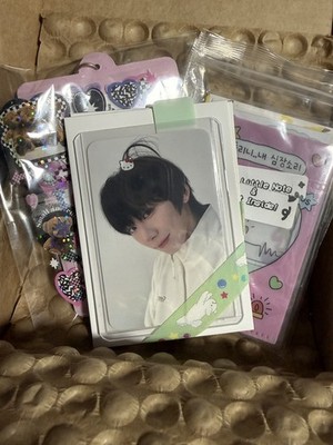 SEVENTEEN 2025 WORLD TOUR 