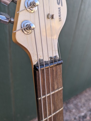 Yamaha Se203 Black/Cream White Strat Style Electric Guitar