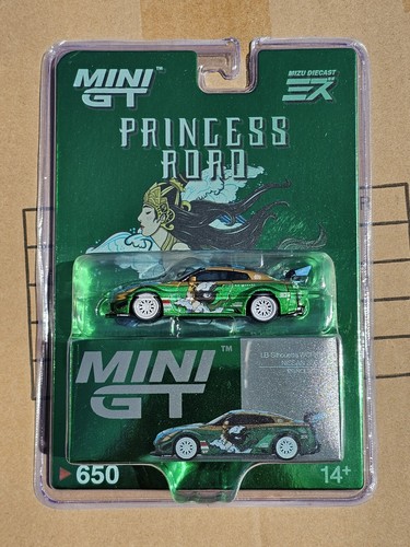 Mini GT x MIZD 1:64 LB-Silhouette WORKS GT NISSAN R35 GTR V2