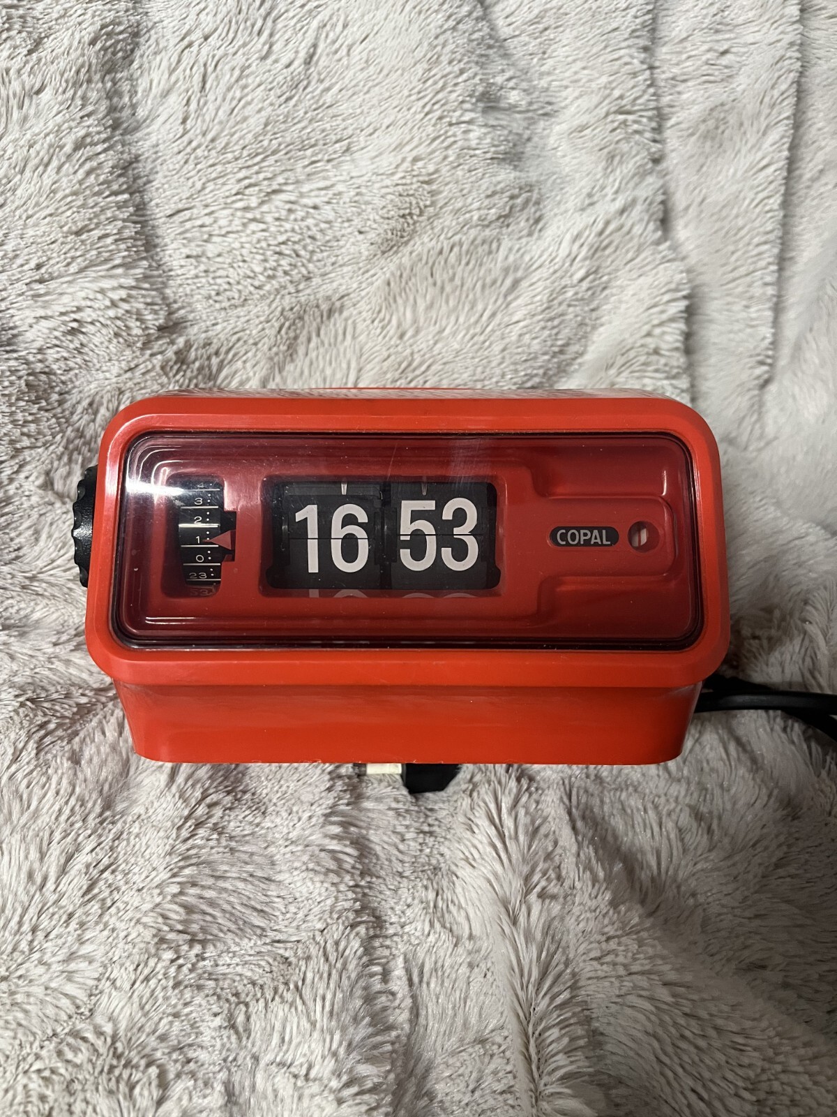 Vintage Japenese Copal Red SP-128 70s flip-alarm-clock, EU version