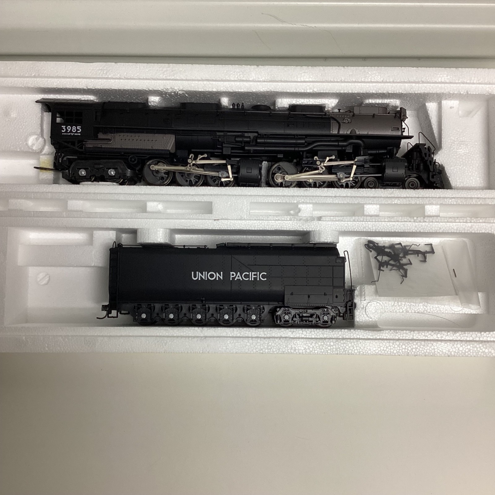 Rivarossi Ho Scale 3985 Union Pacific 4-6-6-4 Challenger !!! | eBay