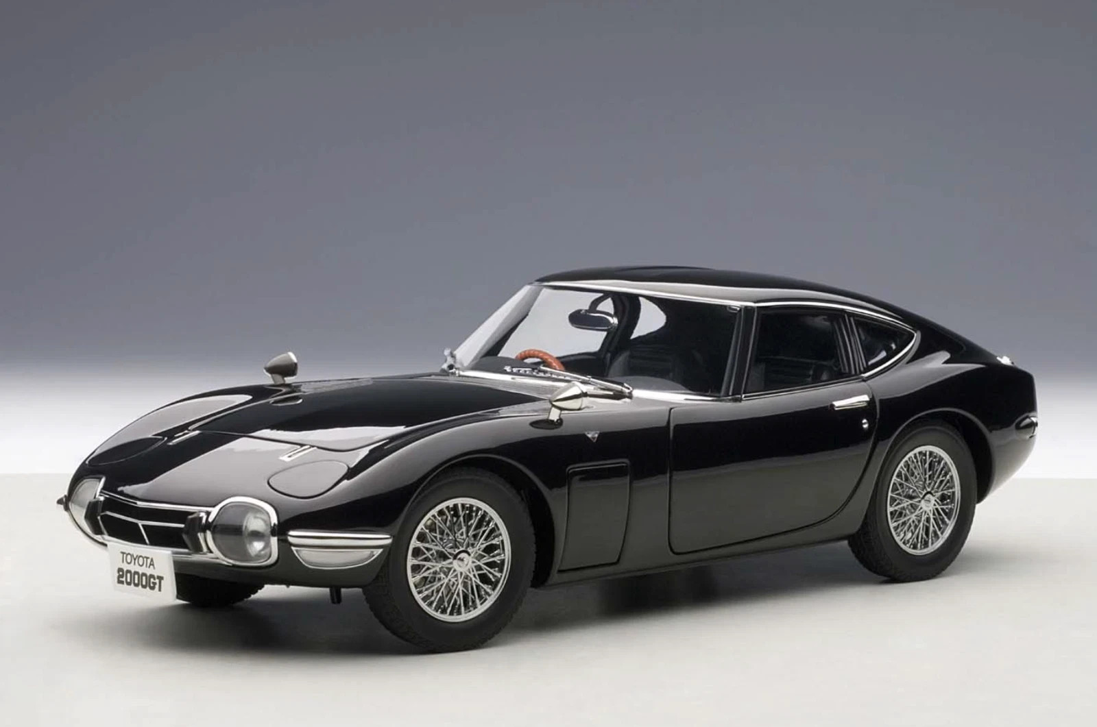 SUPER RARE* Autoart 1/18 Toyota 2000GT Coupe Black 1967 Wire Spoke