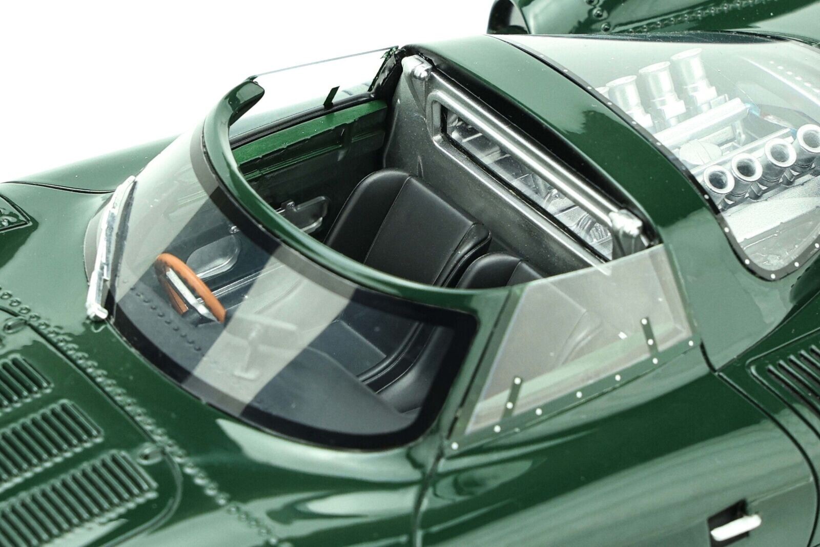 1/18 Jaguar XJ13 Spider 1966 Classic (Green) Resin Model Car by GT