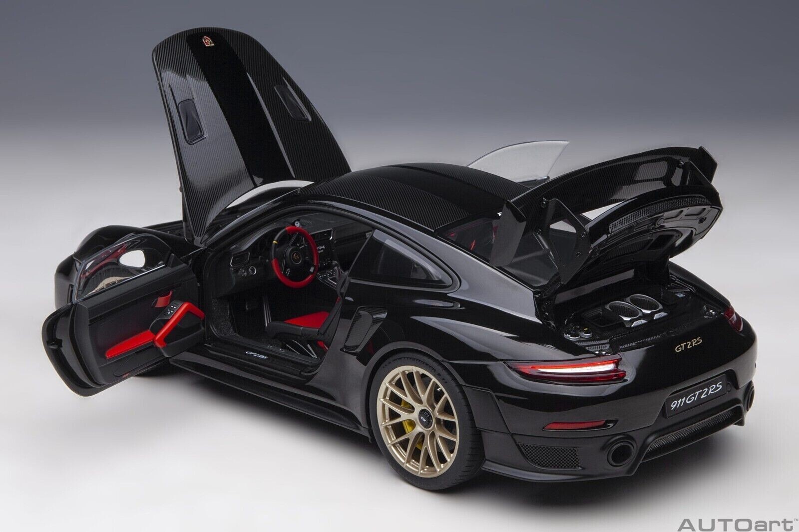 1/18 Porsche 911 (991.2) GT2 RS Weissach Package Black Model Car