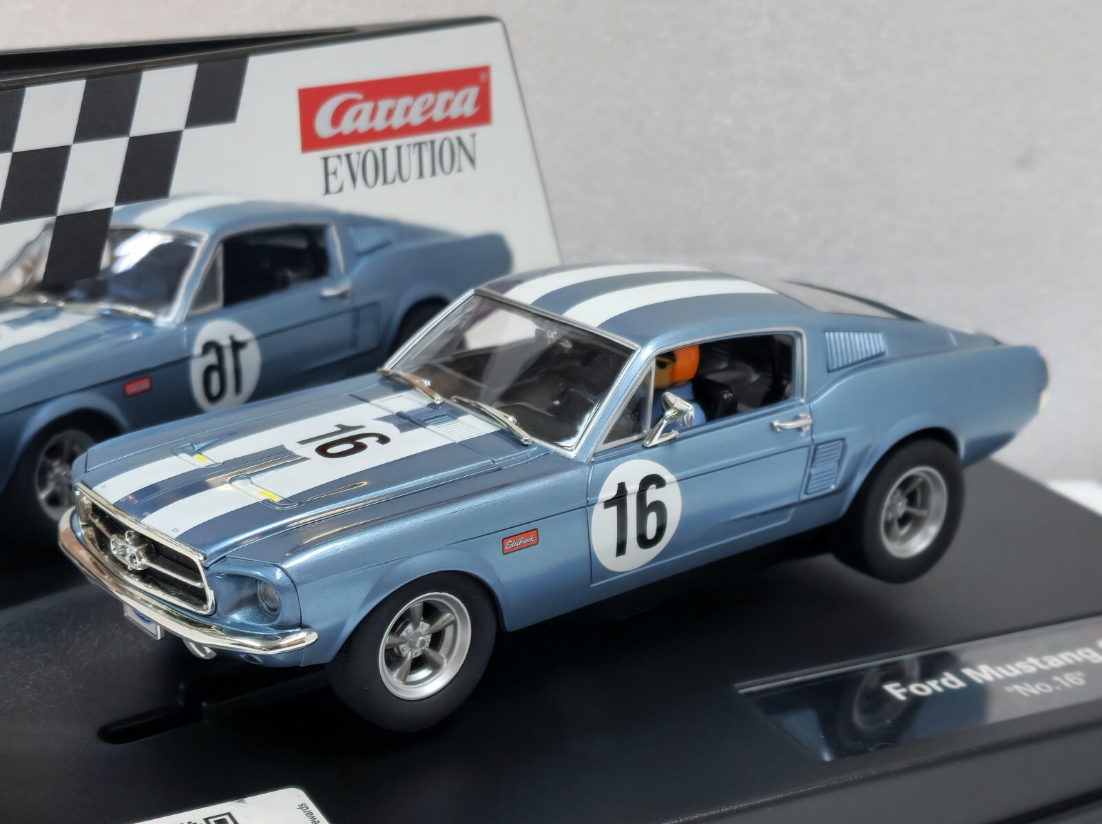 Carrera 27525 Evolution Ford Mustang GT, #16 1:32 Slot Car | eBay