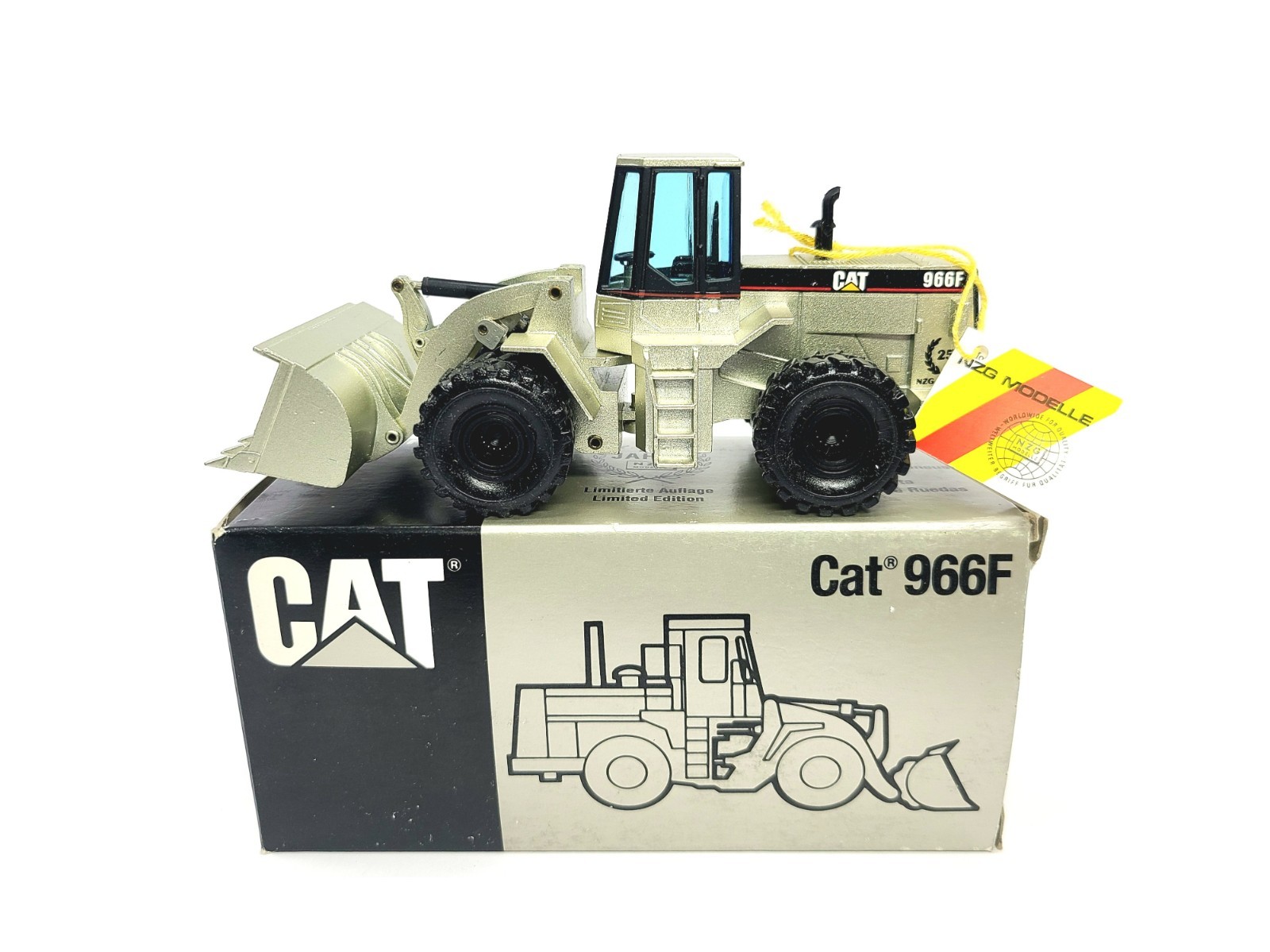 Caterpillar Cat 966F Wheel Loader - Silver - NZG 1:50 Scale Model