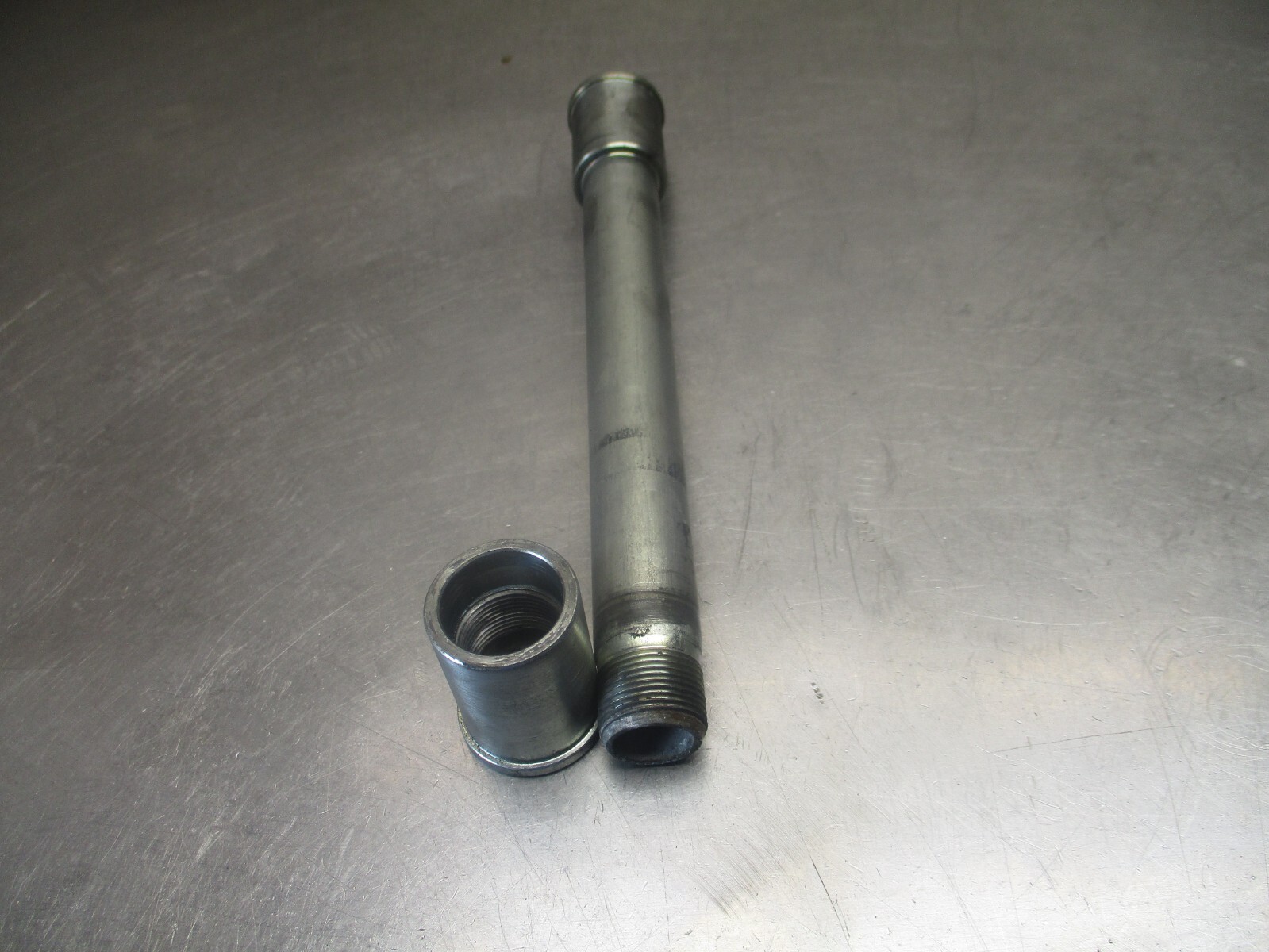 1997 Kawasaki Ninja ZX11 Front Wheel Axle 41068-1327 92143-1477 | eBay