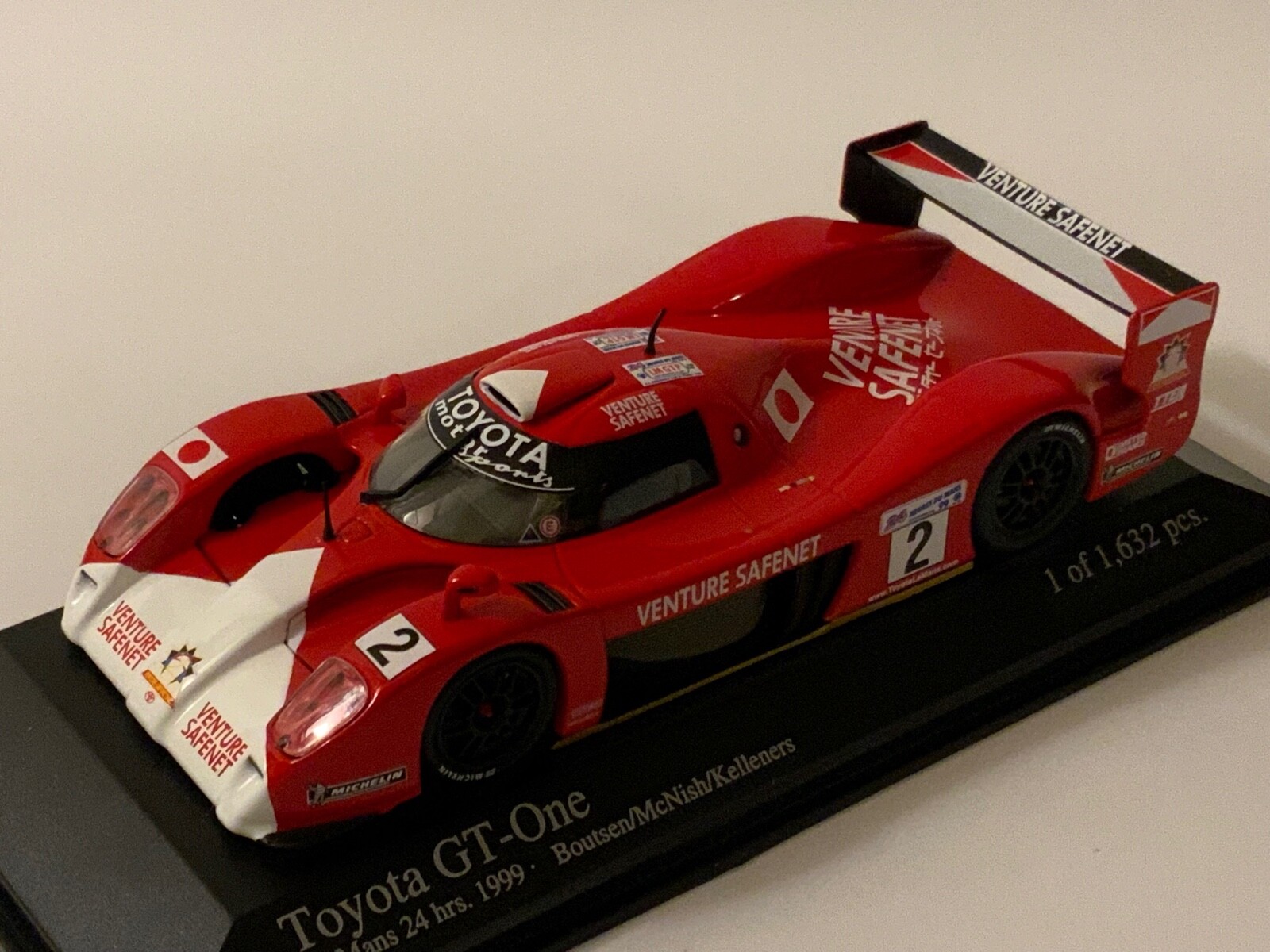 1/43 Minichamps Toyota GT-one TS020 1999 24 Hours Le Mans Car #2