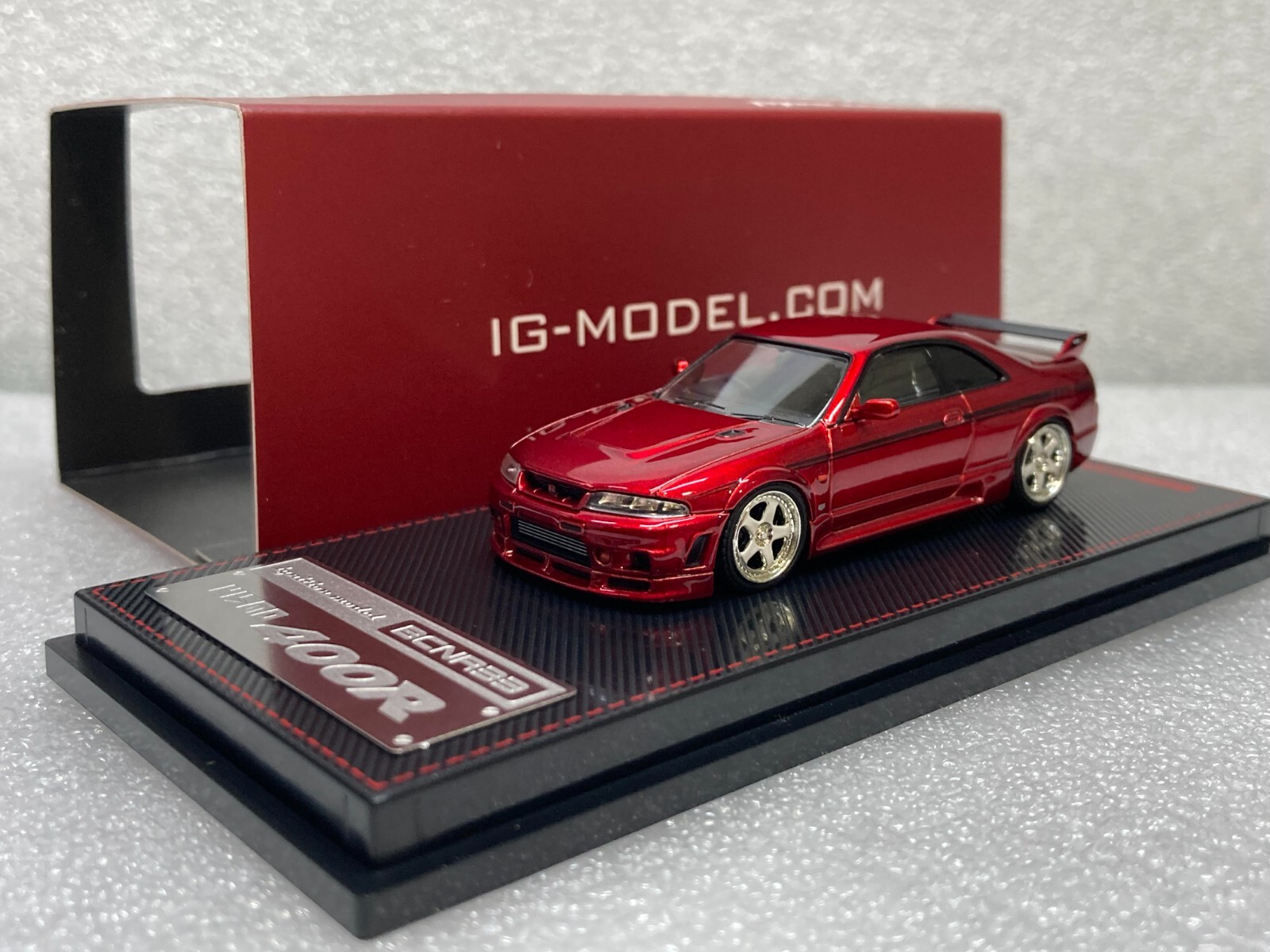 Ignition Model 1/64 IG2503 Nissan Skyline Nismo R33 GT-R 400R Red