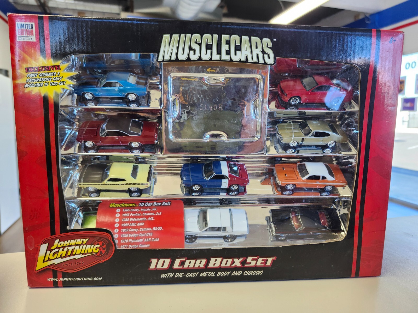 Johnny Lightning Muscle Cars 10 Car Box Set | eBay