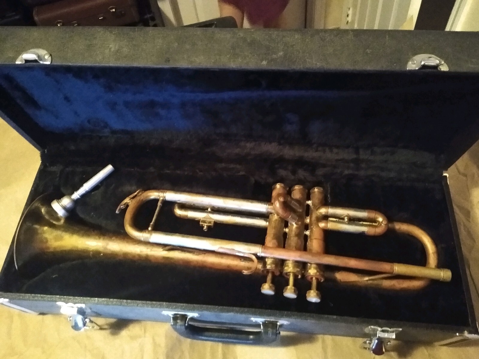 Boosey & Hawkes Oxford Trumpet, England,Fair Condition, with case