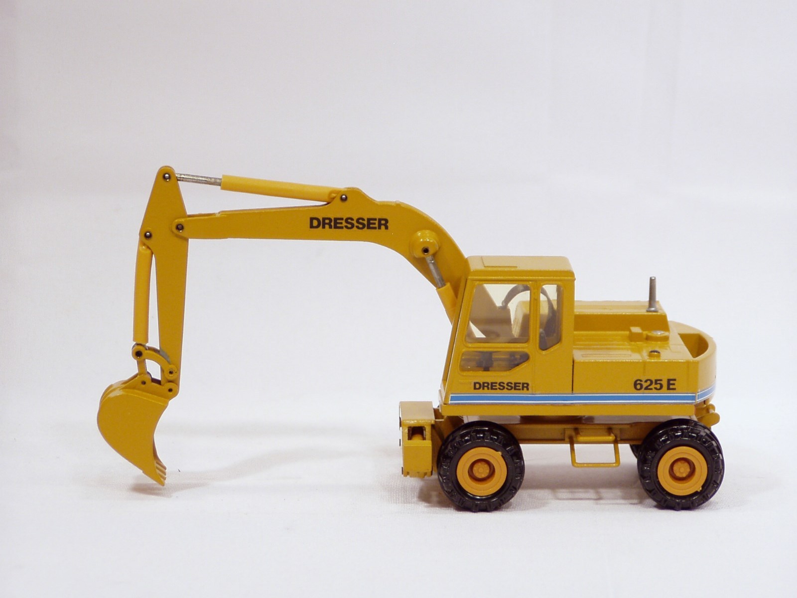 Dresser 625E Wheel Excavator - 1/50 - Conrad #2818 - No Box | eBay