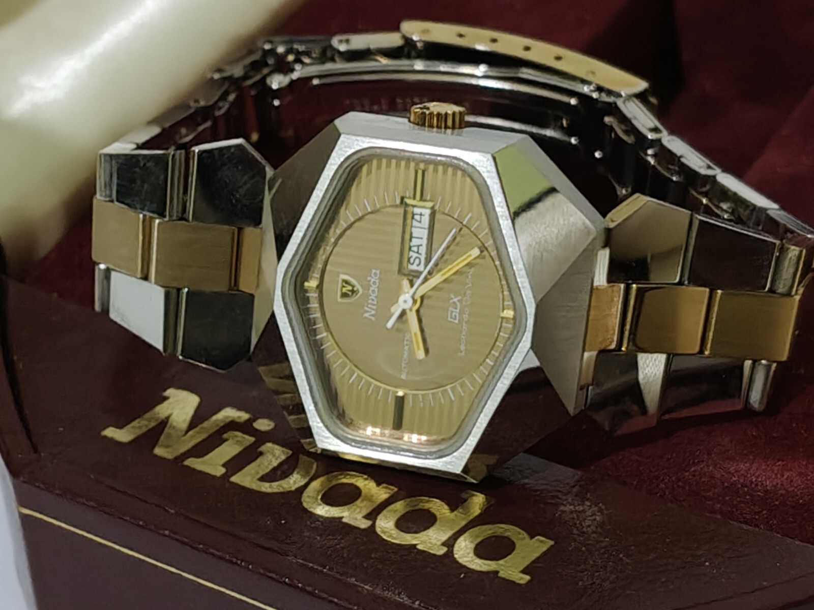 ULTRA RARE NOS NIVADA LEONARDO DA VINCI GLX DAY-DATE AUTOMATIC