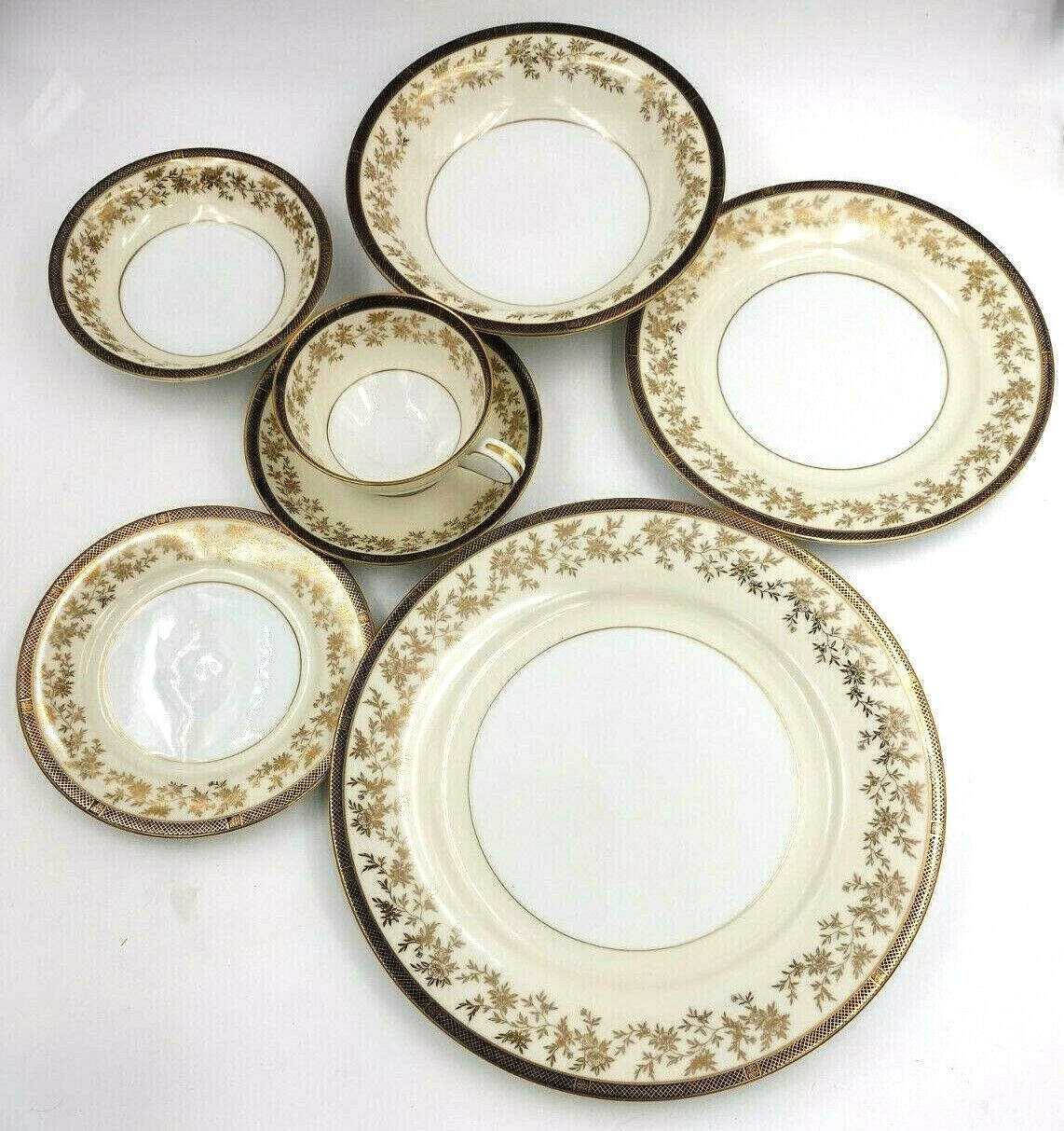 Noritake Fine Bone China #5586 Gold Flowers Pattern 1950's White