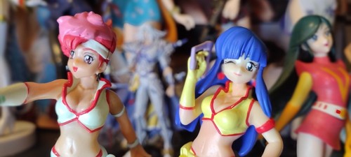Dirty Pair Yuri & Kei Figurine (Choose one figurine: #1 to #6