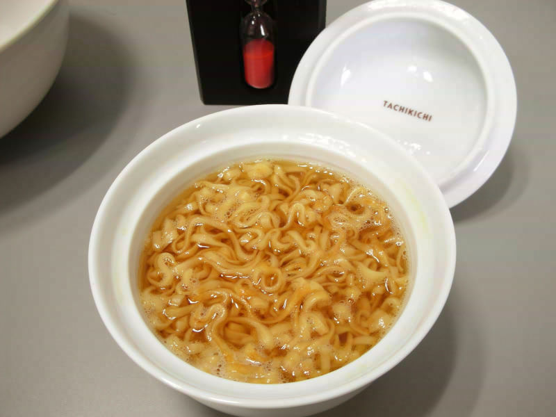チキンラーメンMiniの「ひよこちゃんミニどんぶりセット」はかなり