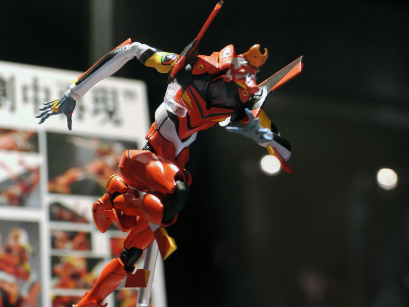 ヱヴァンゲリヲン新劇場版：破」の弐号機をバンダイが完全劇中再現、初