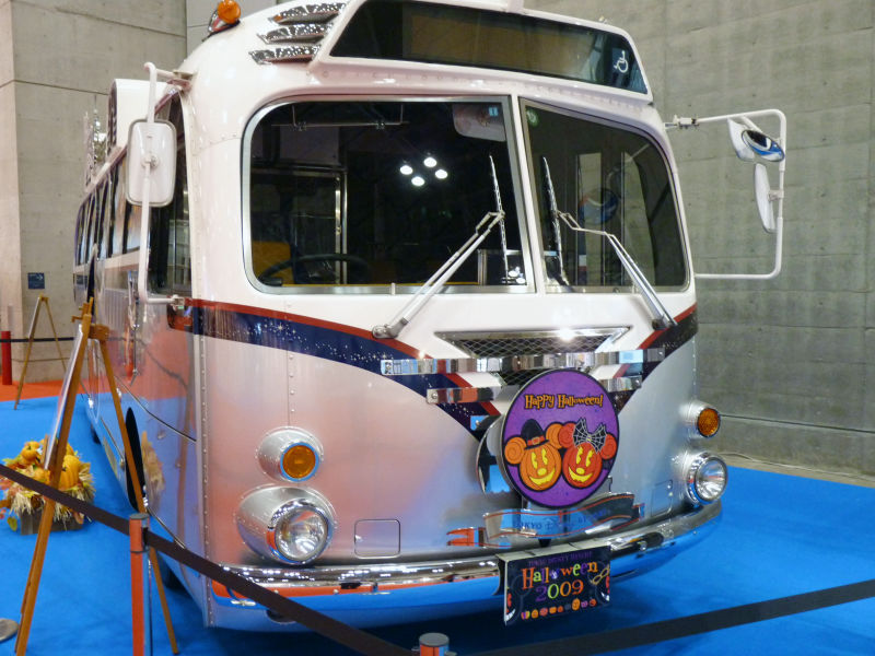 大きなミッキー型の窓がついた「東京ディズニーリゾート・ドリーム