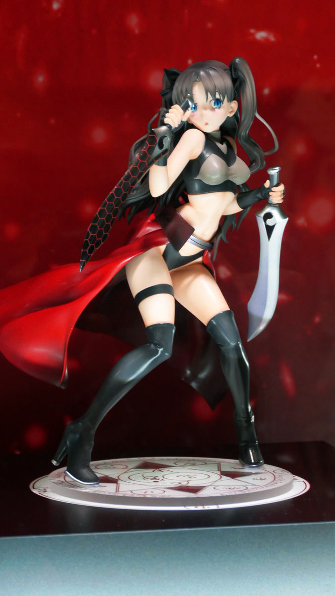 遠坂凛 アーチャーコスチューム ver.」がすさまじい長蛇の列で大人気