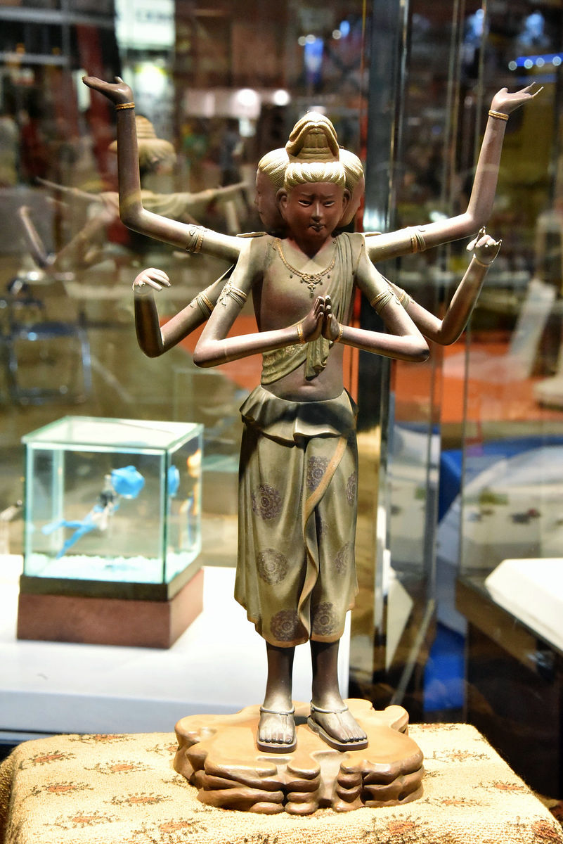 国宝「阿修羅」像をフィギュア化、40cmサイズになってリアルさも迫力も